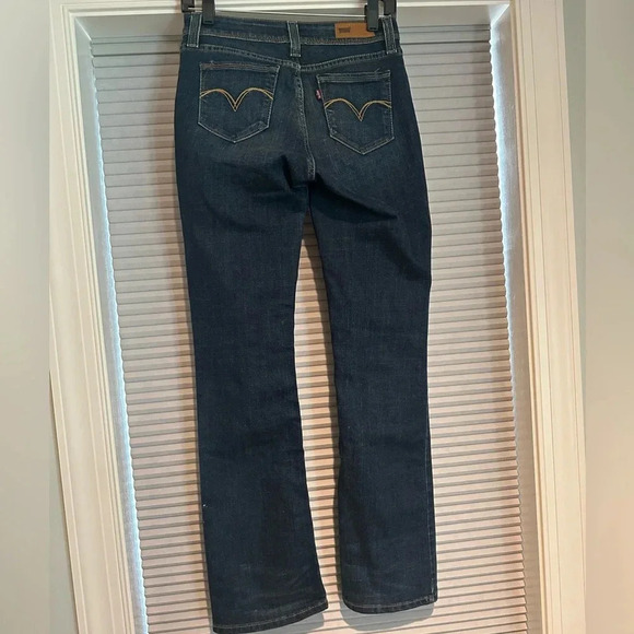 Levi’s Bold Curve jeans - Picture 3 of 5